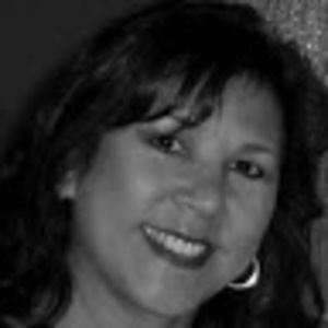 Meet your Posher, Rena